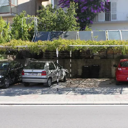 With Parking Space - 9696 Apartman Makarska