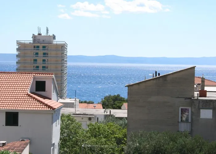 With Parking Space - 9696 Apartman Makarska
