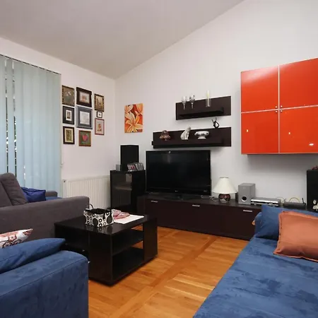 Apartment With A Parking Space - 9696