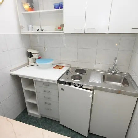 Apartamento With Parking Space - 9696 Makarska