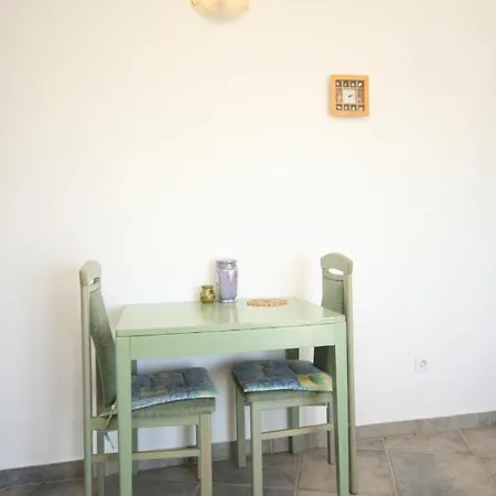 With Parking Space - 9696 Apartamento
